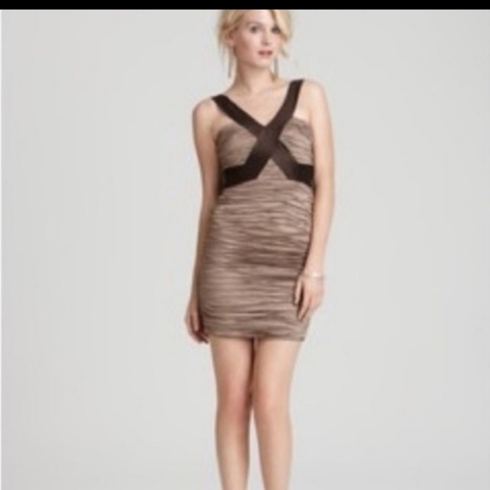 BCBGMAXAZRIA simpsom mocha bodycon ruched mini dress